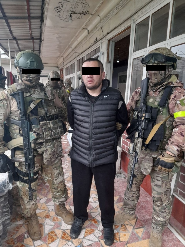 Иностранцы пытались незаконно пересечь границу Кыргызстана и уехать в Сирию