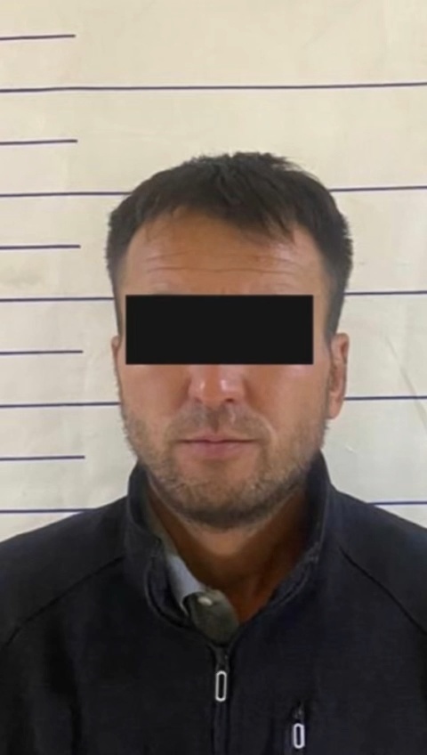 В Бишкеке задержали подозреваемых в краже 1 млн сомов из частного дома