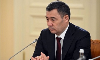 Садыр Жапаров выразил соболезнования Владимиру Путину в связи с терактом